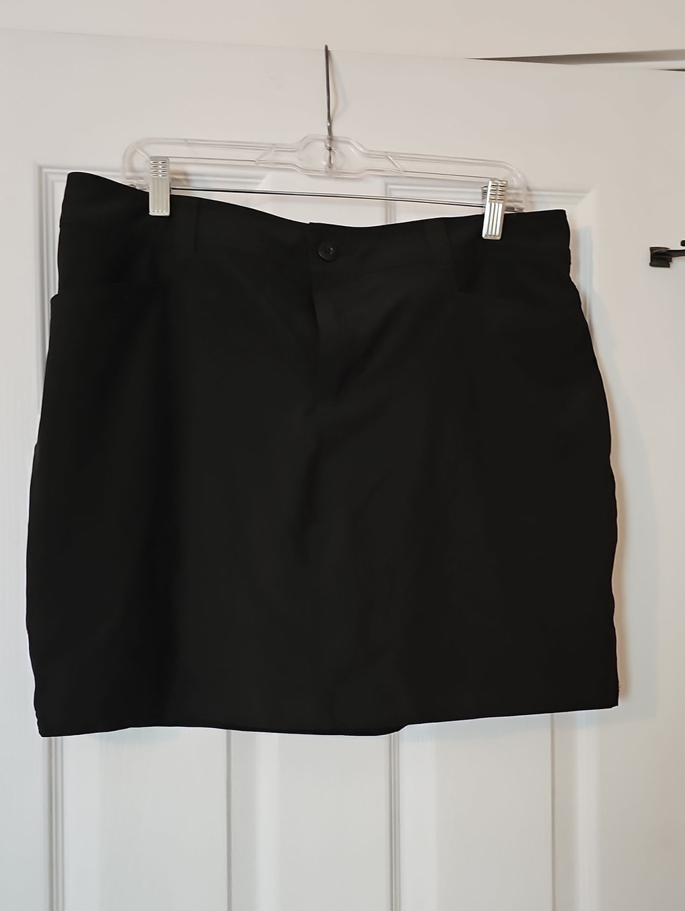 Eddie Bauer Black Skort